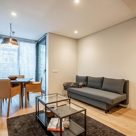 Primrose 1Br Delight W Parking By Lovelystay Porto Luaran gambar