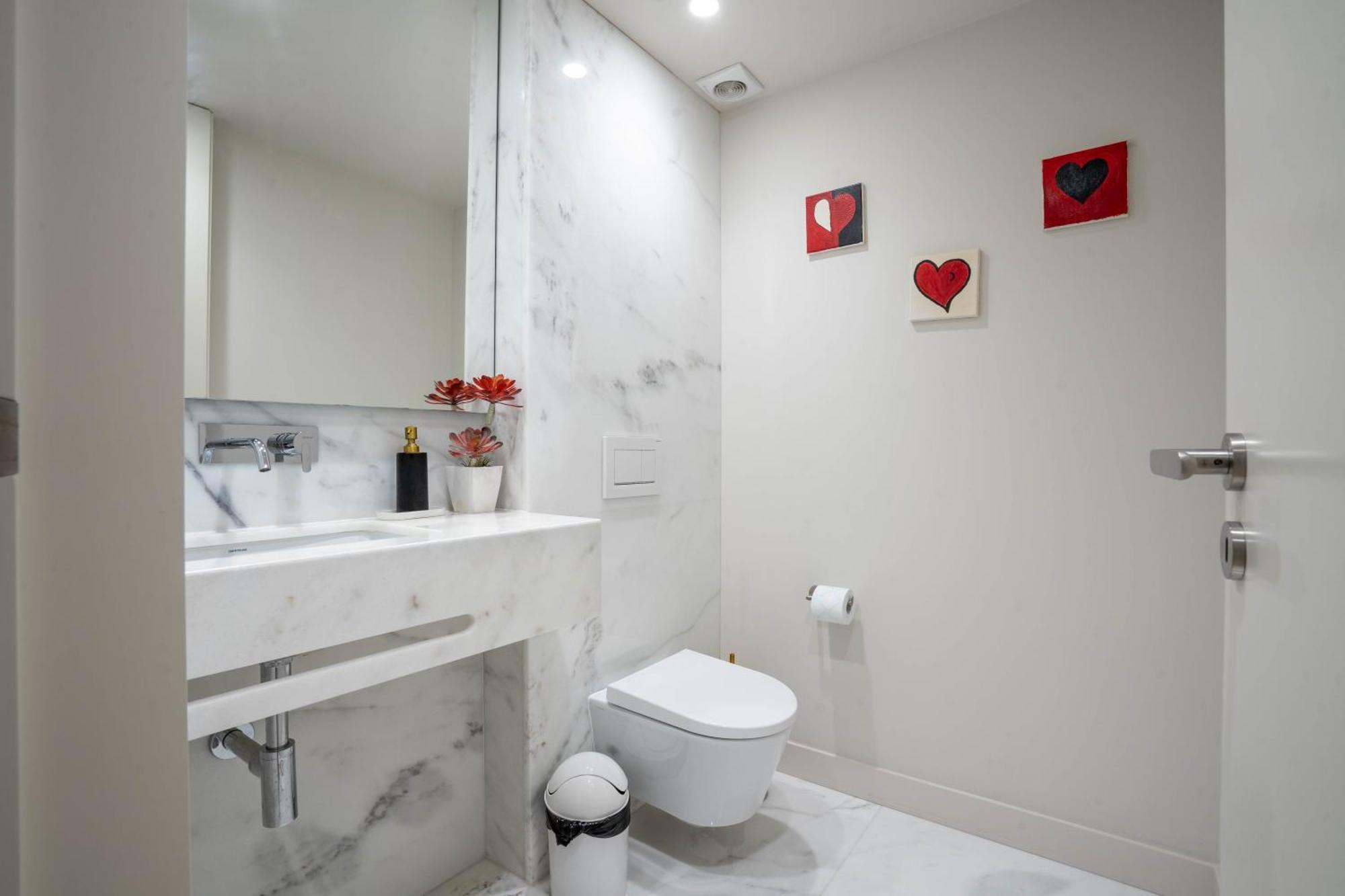 Primrose 1Br Delight W Parking By Lovelystay Porto Luaran gambar